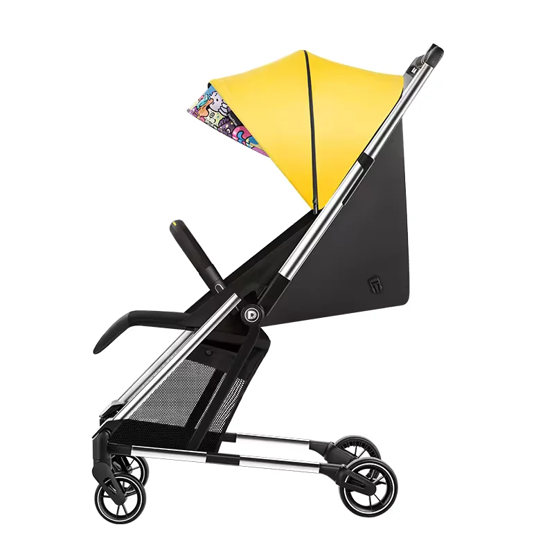 poussette de voyage compacte pour tout-petits pour avion-jaune