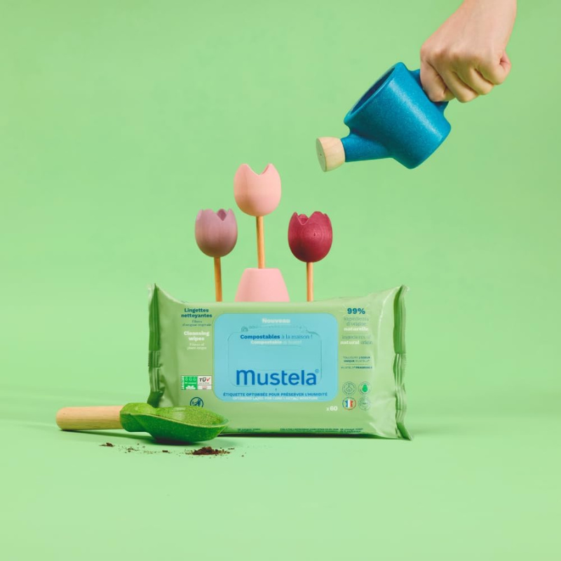 Mustela Lingettes à langer compostables parfumées, 100% fibres végétales Lyocell, corps et maquillage, bébé et famille - 99.5% d&#039;ingrédients d&#039;origine naturelle (60 Pcs)